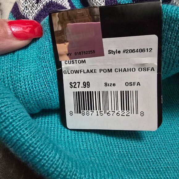 Charlotte Hornets toboggan hat - Picture 2 of 3